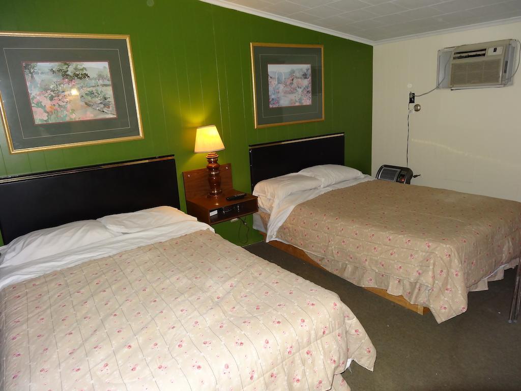 Sparta Motel Room photo