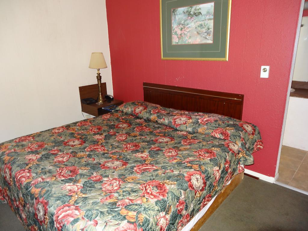 Sparta Motel Room photo